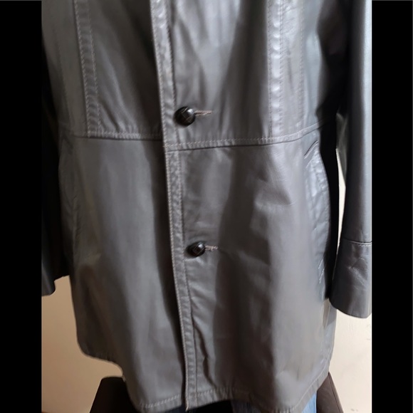 Classy stylish SHARP whatever you consider SHARP - Picture 16 of 16